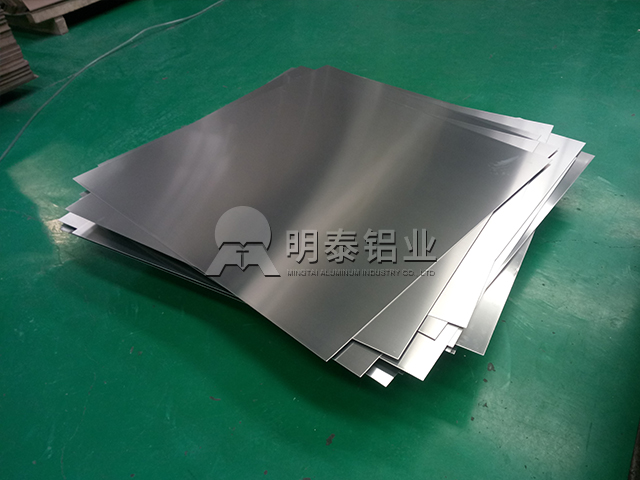 镜面精东影业传媒APP下载