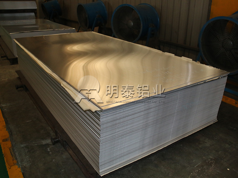 铝合金灯箱_LED广告灯箱用3003精东影业传媒APP下载厂家直销价格多少？
